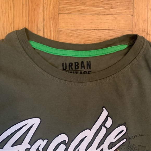 Women’s Khaki Acadie Fierte 100% Cotton Graphic T-Shirt Size Medium - Picture 4 of 5